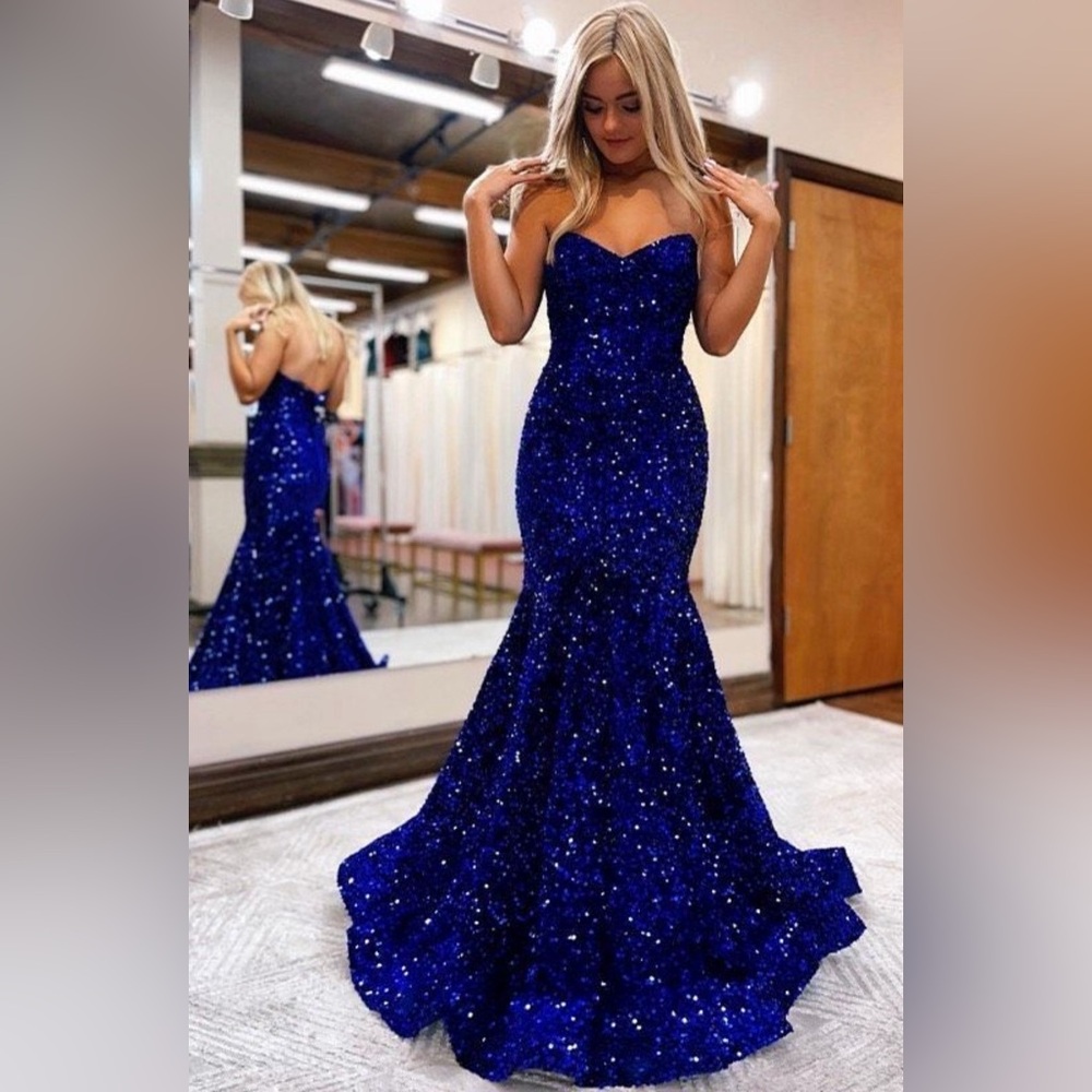 Blue mermaid dress worn once.